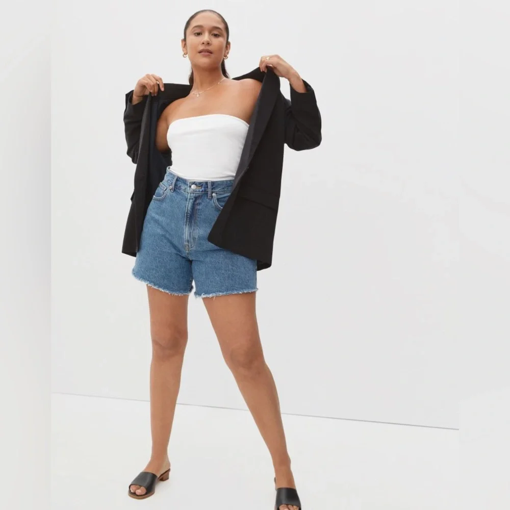 Everlane The A-Line Denim Short in medium indigo - size 33 - Picture 3 of 13